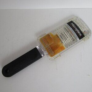 Microplane grater